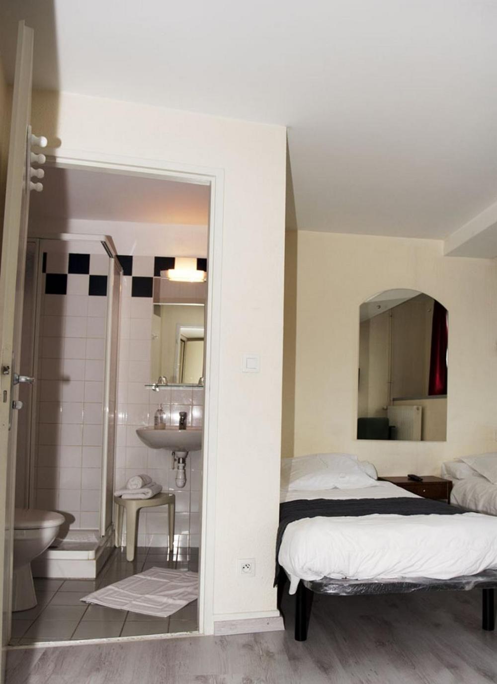 Acacias Apparts Hotel Plombières-les-Bains Quarto foto